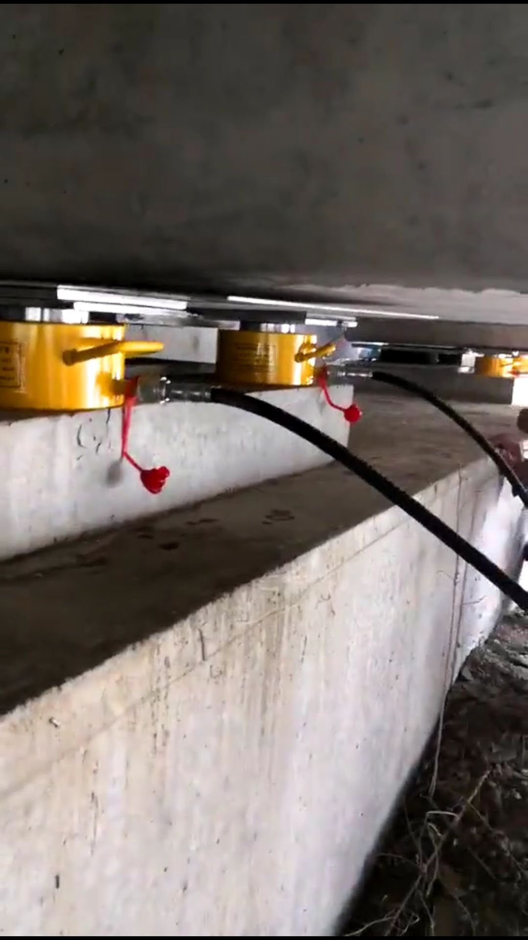 中鐵二十四局建設路橋